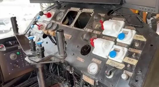 世界最大的悍马，如同移动的公寓采购|汽车产业|汽车配件|机加工蚂蚁智酷企业交流社群中心