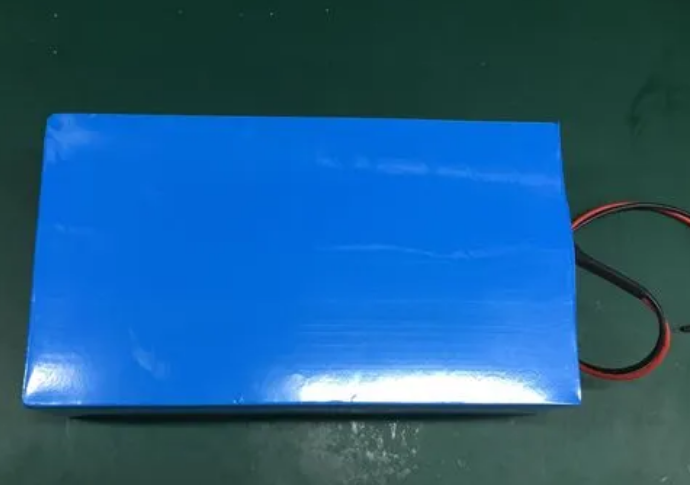 三元锂电池和磷酸铁锂电池，谁的安全性更高？专业人士：详细对比后，一目了然采购|汽车产业|汽车配件|机加工蚂蚁智酷企业交流社群中心