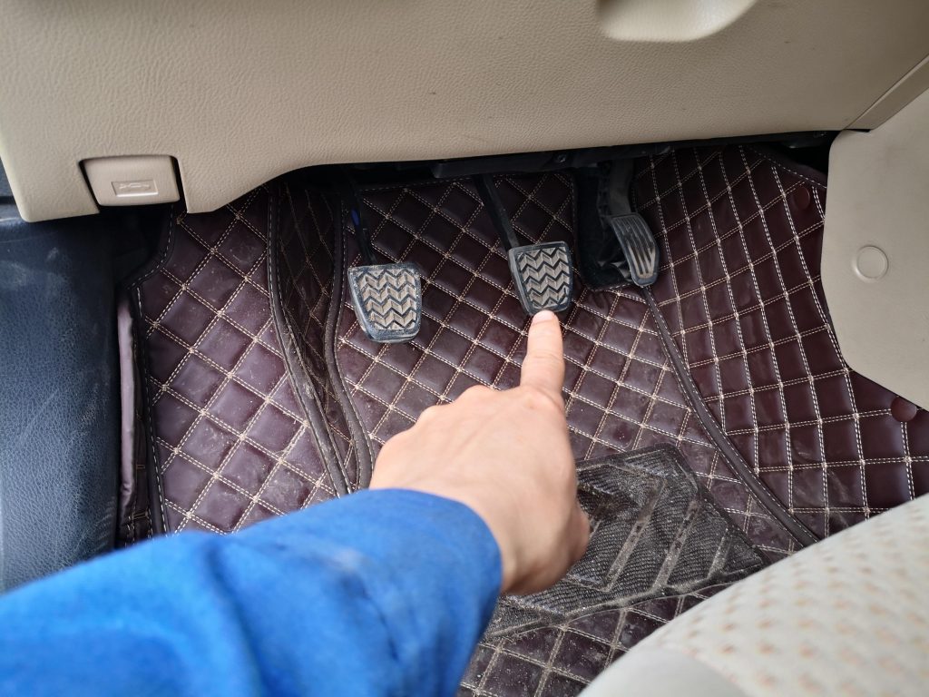 现在买车都买自动挡，为何厂家还在生产手动挡？内行人告诉你原因采购|汽车产业|汽车配件|机加工企业家交流社群中心