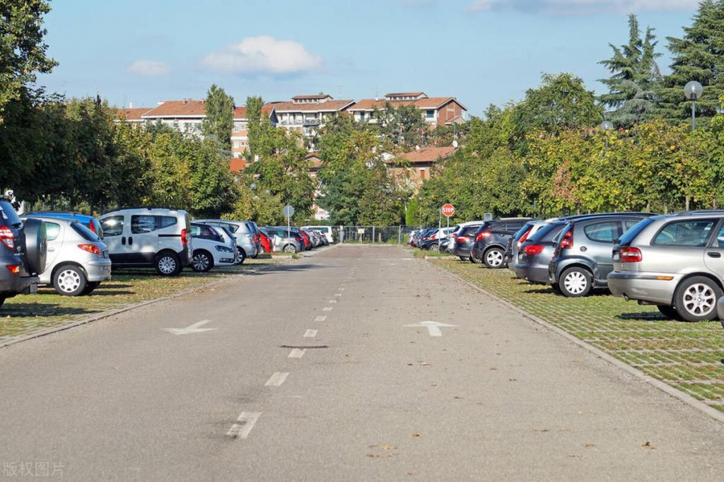 车子长时间停和每天就开一二公里，哪种更伤车？维修老师傅告诉你采购|汽车产业|汽车配件|机加工蚂蚁智酷企业交流社群中心