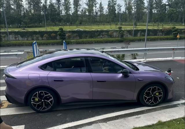 采用全新设计语言，深蓝L06实车图曝光采购|汽车产业|汽车配件|机加工蚂蚁智酷企业交流社群中心